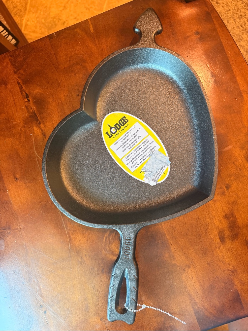 Lodge Cast Iron Heart Skillet - 9.25"